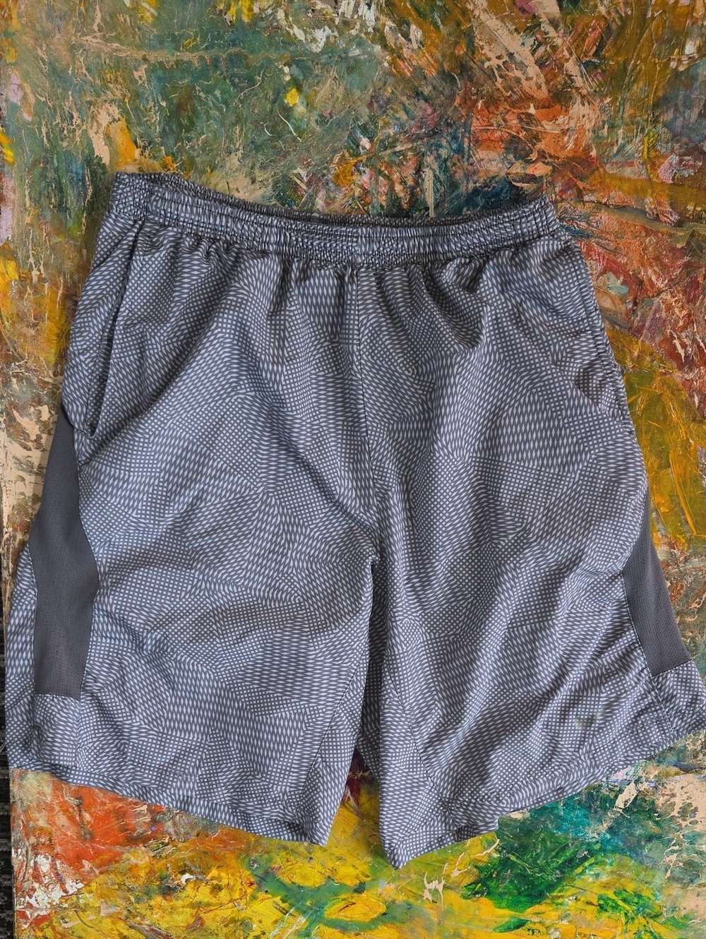 Nike Running Dri Fit Gray Men's Athletic Shorts with Textured Print